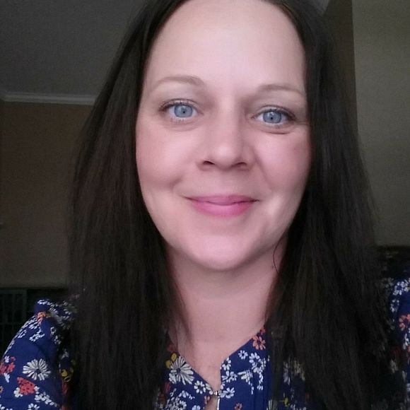 Meet your Posher, Aniece - Picture 1 of 1